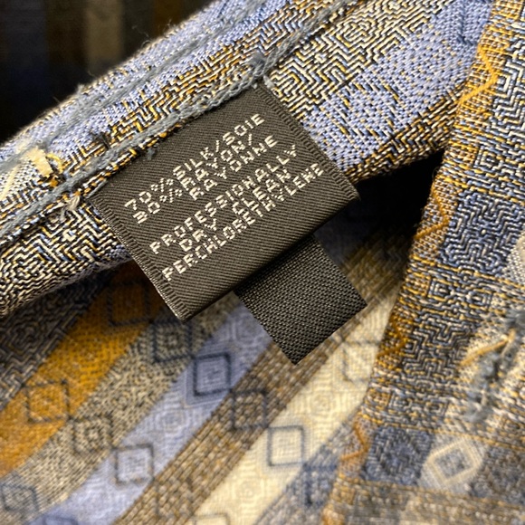 Jhane Barnes Men’s Blue Transpose Patterned Multi-Colored Button-Down Shirt - Picture 7 of 16